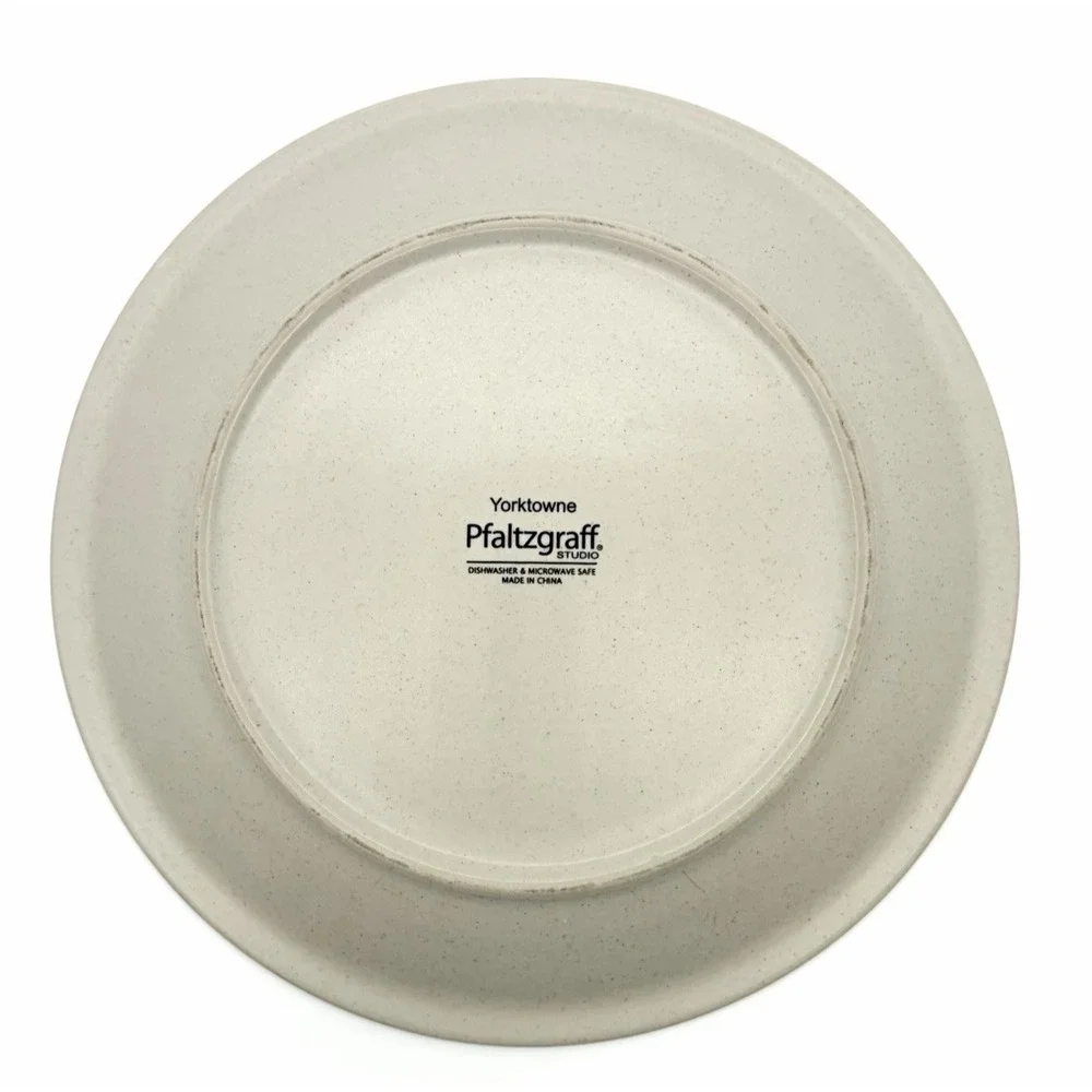 Pfaltzgraff Yorktowne Dinner Plate 10.5